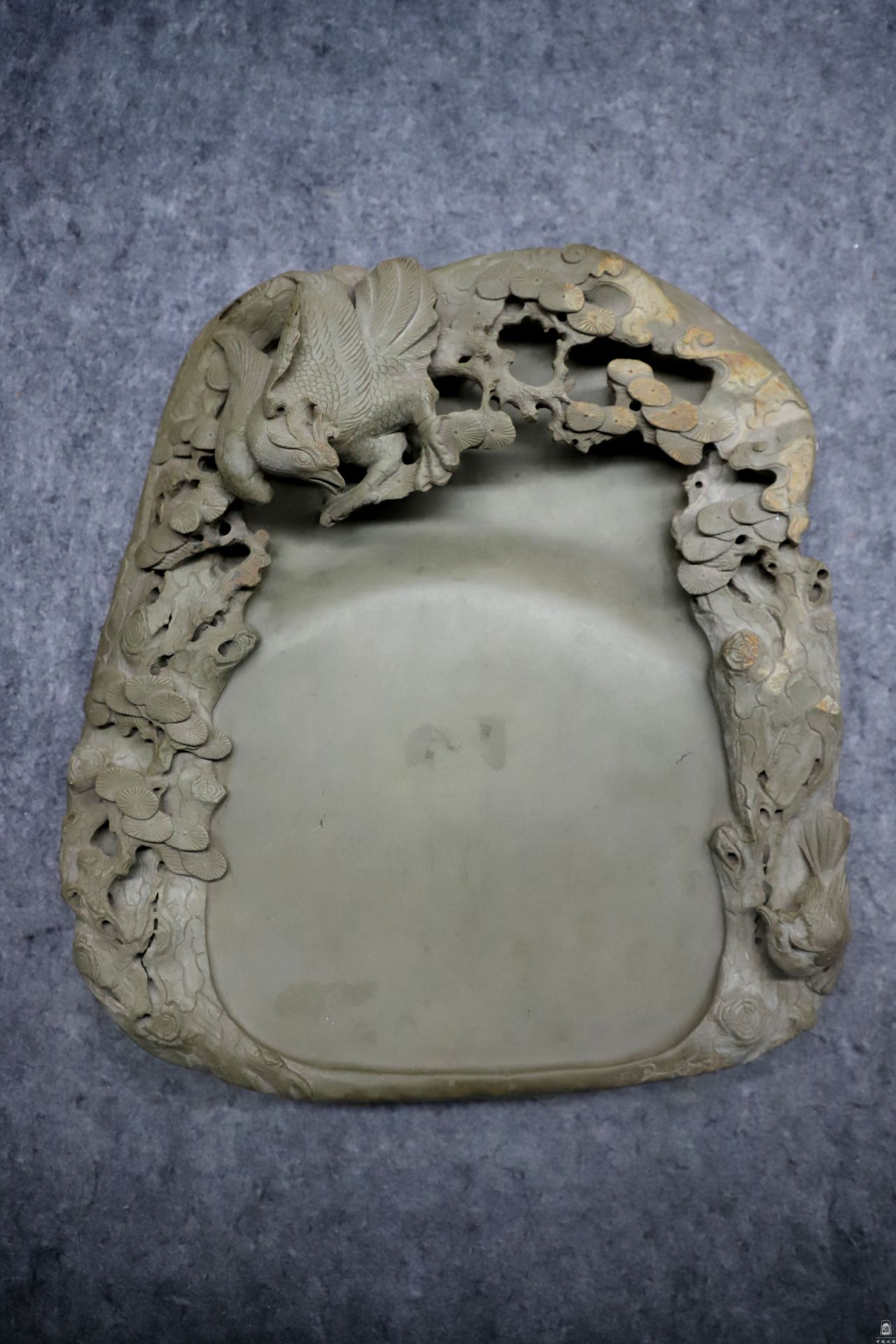 苍鹰教子砚